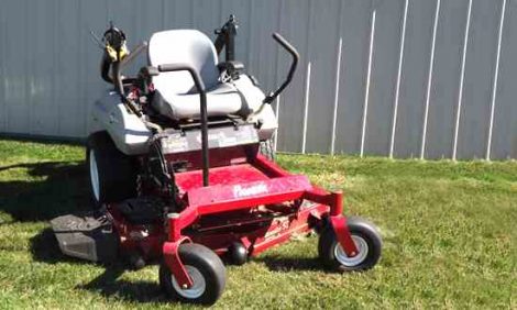 Zero-Turn Mower Support Arm Image
